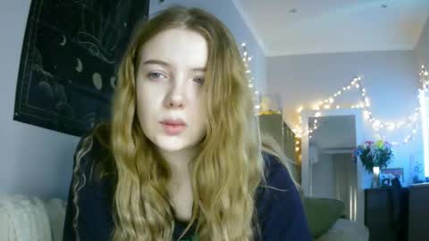 Snapshot of lollylol11 chatting on 14, 12, 2024 Lilly online show from 14, 12, 2024