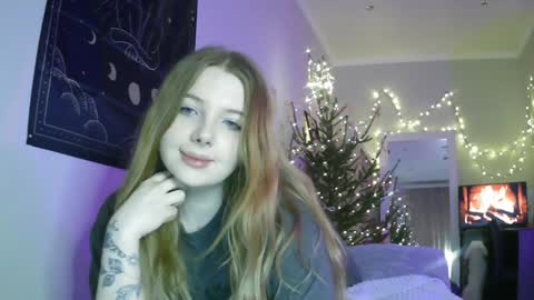 Snapshot of lollylol11 chatting on 28, 12, 2024 Lilly online show from 28, 12, 2024