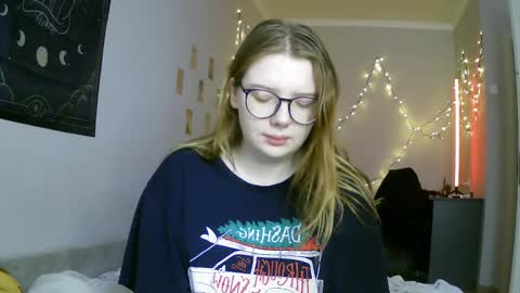 Snapshot of lollylol11 chatting on 29, 1, 2025 Lilly online show from 29, 1, 2025