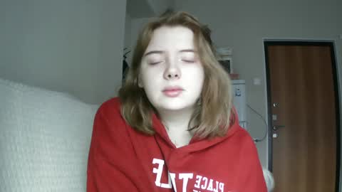 Snapshot of lollylol11 chatting on 7, 2, 2025 Lilly online show from 7, 2, 2025