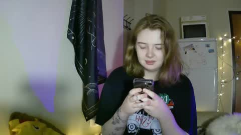 Snapshot of lollylol11 chatting on 11, 2, 2025 Lilly online show from 11, 2, 2025