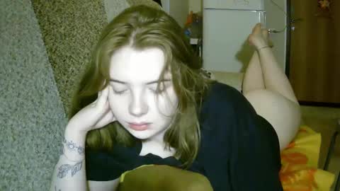 Snapshot of lollylol11 chatting on 14, 2, 2025 Lilly online show from 14, 2, 2025