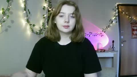 Snapshot of lollylol11 chatting on 16, 2, 2025 Lilly online show from 16, 2, 2025