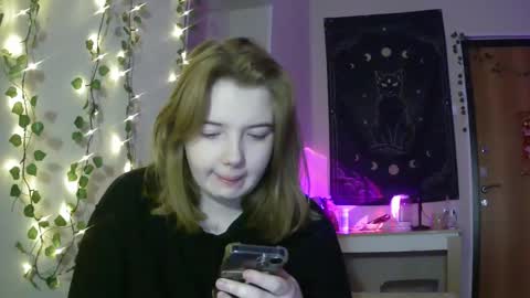 Snapshot of lollylol11 chatting on 17, 2, 2025 Lilly online show from 17, 2, 2025