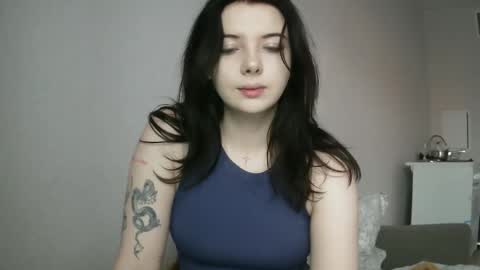 Snapshot of lollylol11 chatting on 19, 10, 2025 Lilly online show from 19, 10, 2025