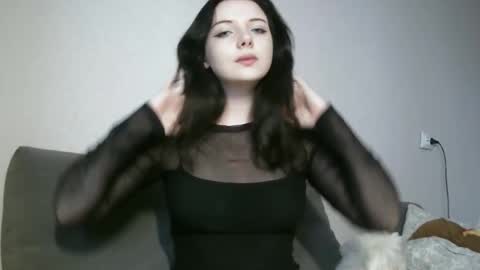 Snapshot of lollylol11 chatting on 28, 10, 2025 Lilly online show from 28, 10, 2025