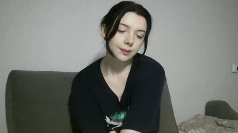 Snapshot of lollylol11 chatting on 7, 11, 2025 Lilly online show from 7, 11, 2025