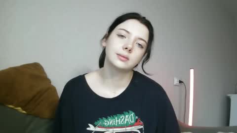 Snapshot of lollylol11 chatting on 9, 11, 2025 Lilly online show from 9, 11, 2025