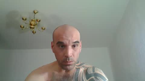 Snapshot of lolotatto chatting on 3, 4, 2026 lolotatto online show from 3, 4, 2026