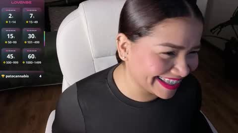 Snapshot of loly_marce chatting on 28, 11, 2025 loly_marce online show from 28, 11, 2025