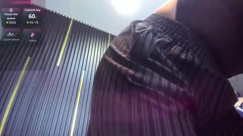 Snapshot of lolyyunno chatting on 5, 12, 2025 lolyyunno online show from 5, 12, 2025