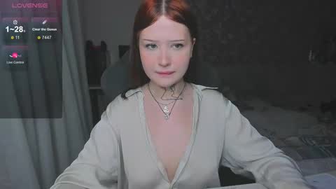 Snapshot of lonalye chatting on 14, 12, 2025 lona online show from 14, 12, 2025