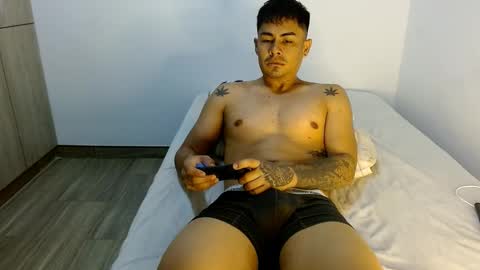 Snapshot of lonelydick2002 chatting on 5, 2, 2025 lonelydick2002 online show from 5, 2, 2025