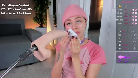 Snapshot of loney__tunes chatting on 25, 2, 2025 Shy EvaStreams are everyday 9 AM - 3 PM GMT 3 online show from 25, 2, 2025