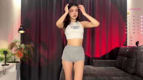 Snapshot of loney__tunes chatting on 10, 10, 2025 Shy EvaStreams are everyday 9 AM - 3 PM GMT 3 online show from 10, 10, 2025