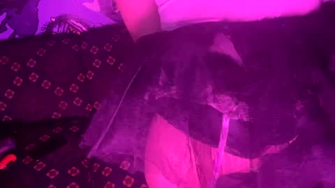 Snapshot of longbeachcd69 chatting on 25, 1, 2025 longbeachcd69 online show from 25, 1, 2025