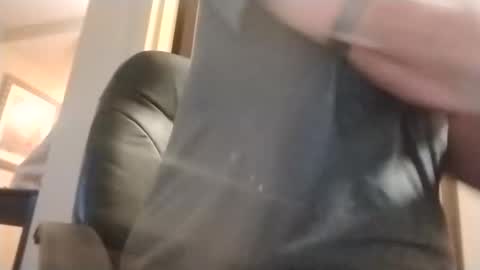 longrusty30 online show from 19, 4, 2026