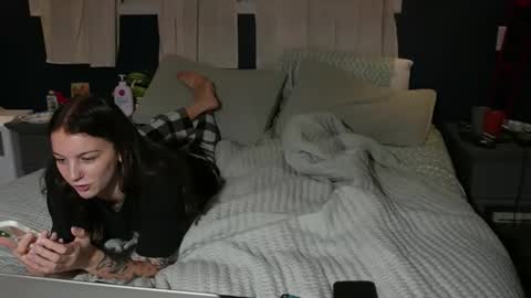 Snapshot of longtimerambler chatting on 3, 12, 2025 longtimerambler online show from 3, 12, 2025