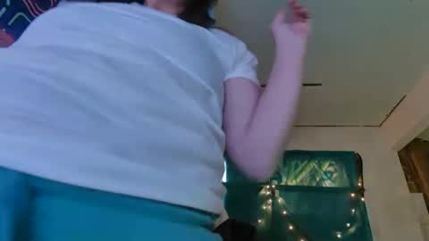 Londoncashmere69  online show from 2, 12, 2024