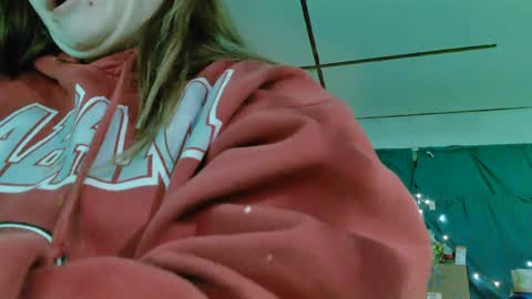 Londoncashmere69  online show from 26, 2, 2025