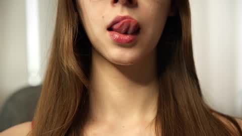 Hanna online show from 6, 4, 2026