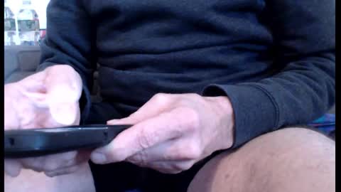 looking469 online show from 12, 2, 2026