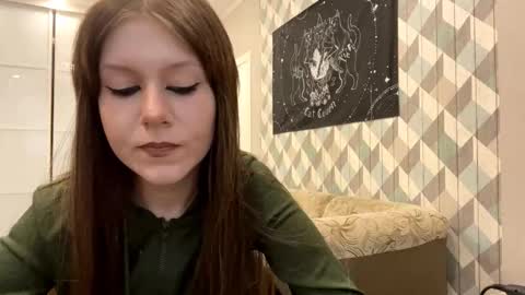 Snapshot of looking_me chatting on 2, 10, 2025 EVA online show from 2, 10, 2025