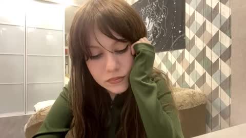 Snapshot of looking_me chatting on 9, 10, 2025 EVA online show from 9, 10, 2025