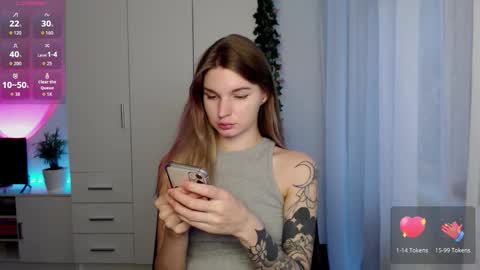 Snapshot of lookluna chatting on 30, 11, 2025 Luna online show from 30, 11, 2025