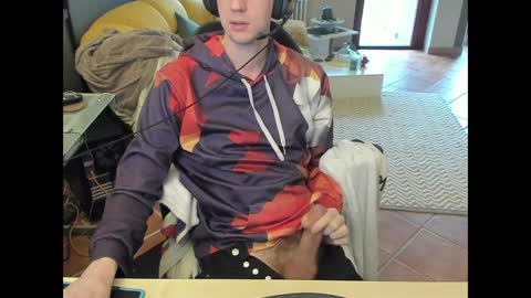 Snapshot of loomie chatting on 7, 2, 2025 loomie online show from 7, 2, 2025