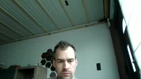 loonelyy online show from 28, 3, 2026