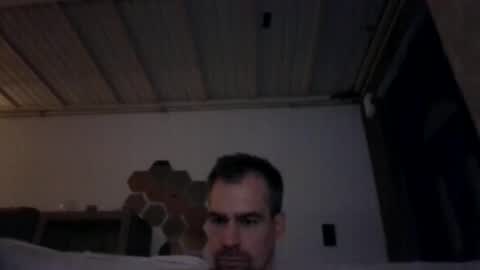 Snapshot of loonelyy chatting on 17, 5, 2026 loonelyy online show from 17, 5, 2026