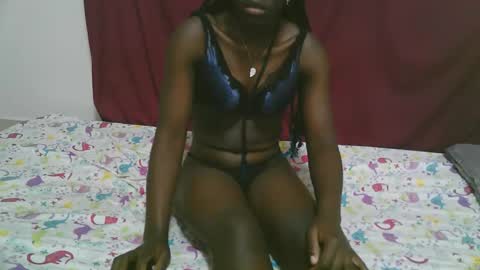 lora_amor online show from 29, 10, 2025