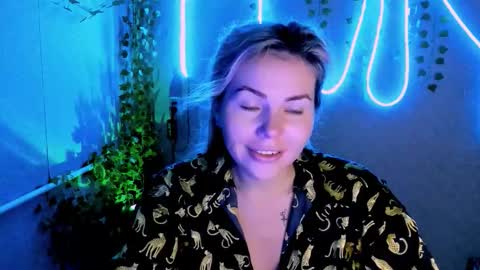 Lora online show from 26, 9, 2025