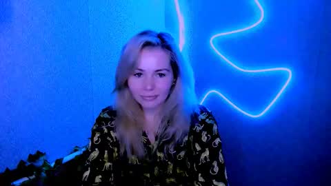 Lora online show from 23, 2, 2026