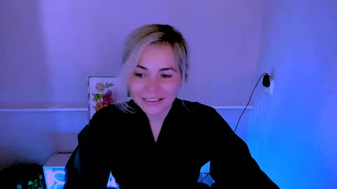 Lora online show from 25, 5, 2026