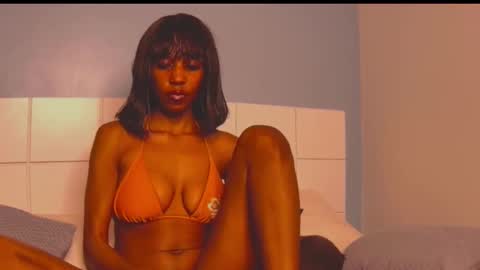 Snapshot of loraforreal chatting on 17, 10, 2025 Blackcat online show from 17, 10, 2025