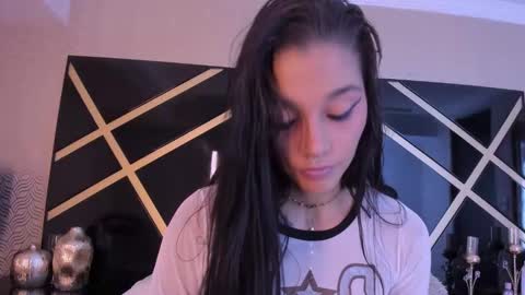 Snapshot of loraineblake chatting on 28, 11, 2025 loraineblake online show from 28, 11, 2025