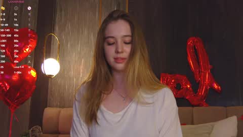 Snapshot of loraineluff chatting on 21, 2, 2025 Loraine online show from 21, 2, 2025