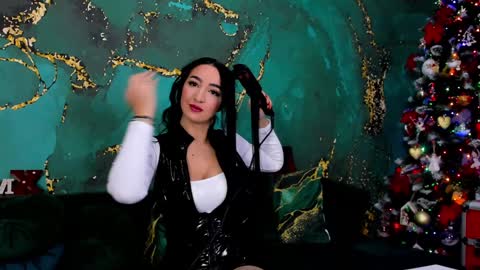 Miss online show from 13, 12, 2024