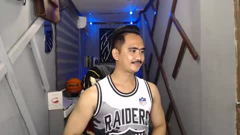 Snapshot of lord_of_cum69 chatting on 19, 2, 2025 Macky online show from 19, 2, 2025