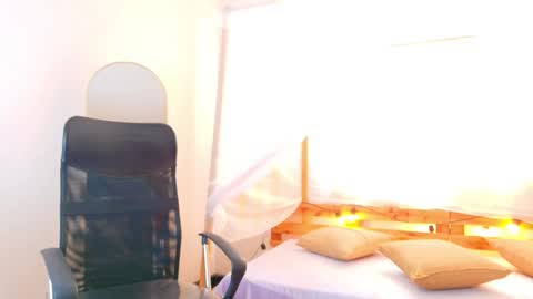 Snapshot of loreaniss chatting on 14, 2, 2026 loreanis online show from 14, 2, 2026