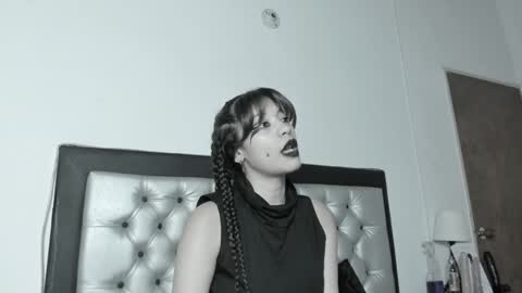 Snapshot of loredepp chatting on 1, 1, 2025 Lore Depp online show from 1, 1, 2025