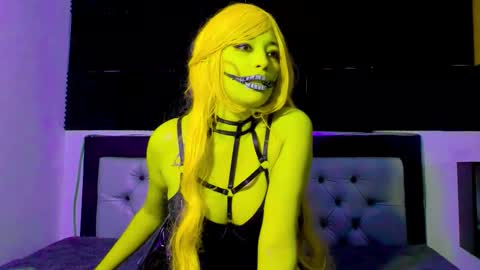 Snapshot of loredepp chatting on 14, 10, 2025 Lore Depp online show from 14, 10, 2025