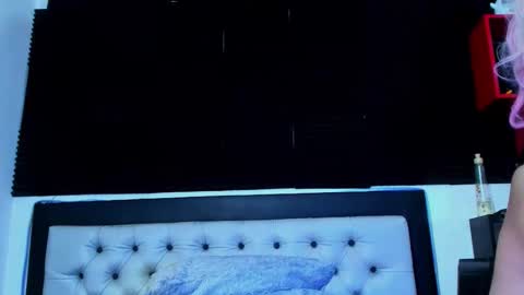 Snapshot of loredepp chatting on 23, 11, 2025 Lore Depp online show from 23, 11, 2025