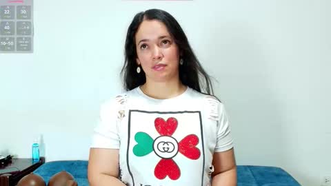 Loren Grey online show from 4, 2, 2026