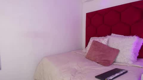 LORELI online show from 12, 9, 2025