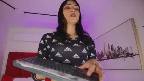 LORELI online show from 15, 9, 2025