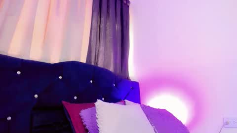 lesly lorena online show from 22, 5, 2026