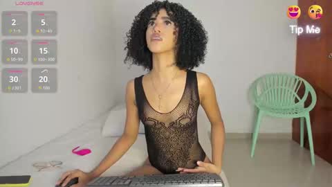 Snapshot of lorena_hawkins chatting on 12, 10, 2025 Lorena online show from 12, 10, 2025